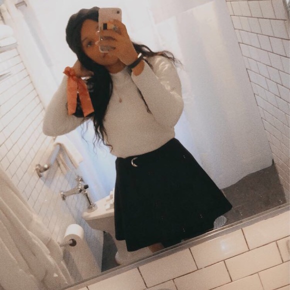 Meet your Posher, Amber - Picture 4 of 6